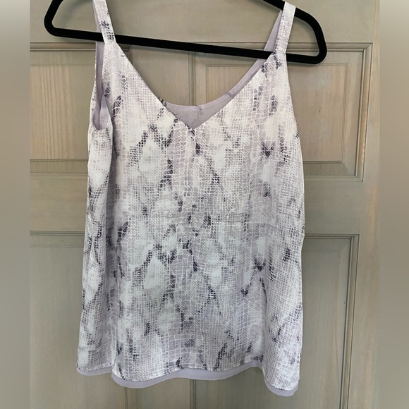 Reverseable Women’s top - size Medium - Picture 2 of 6